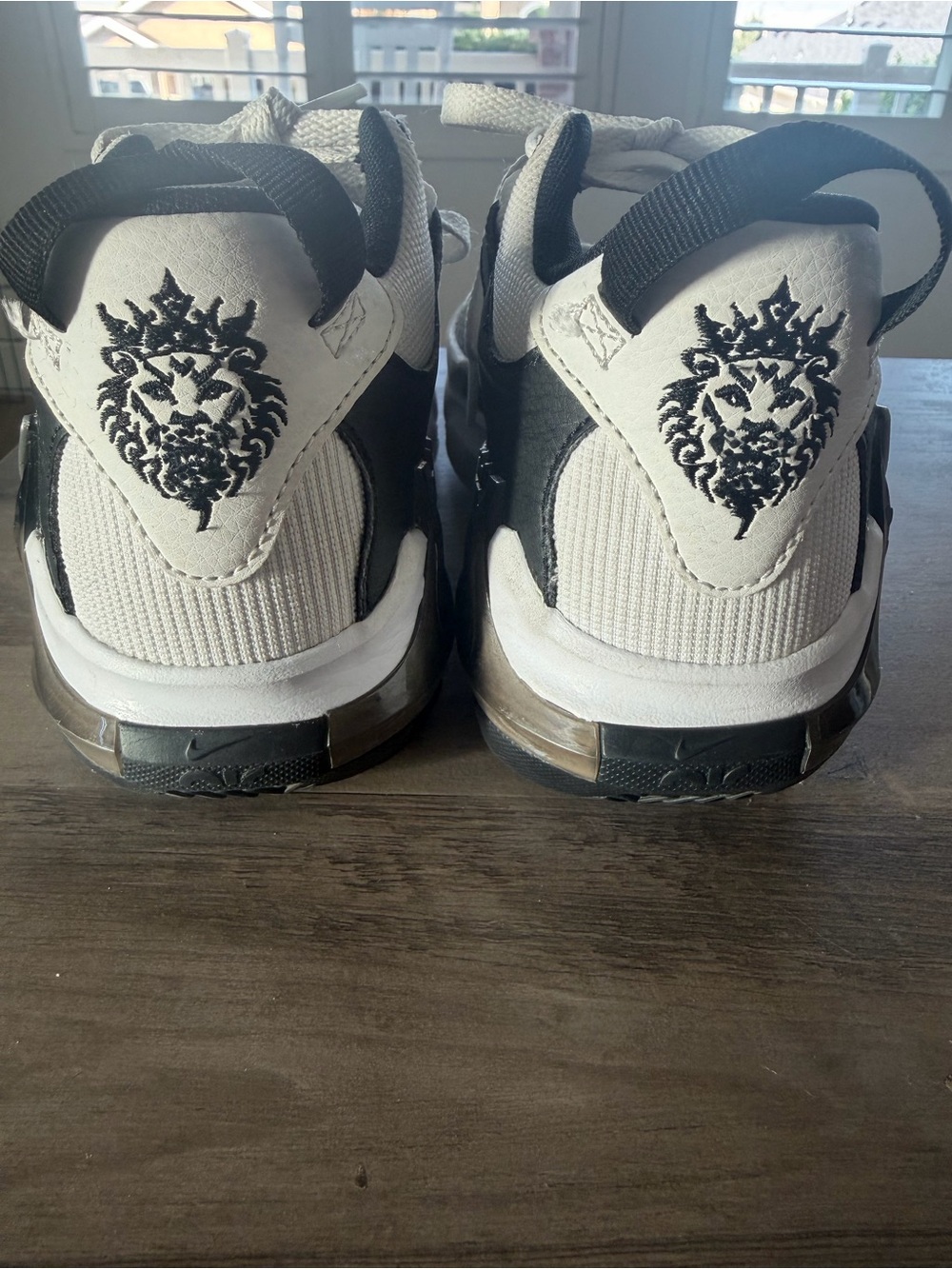 Nike LeBron Witness 7 - Picture 3 of 4